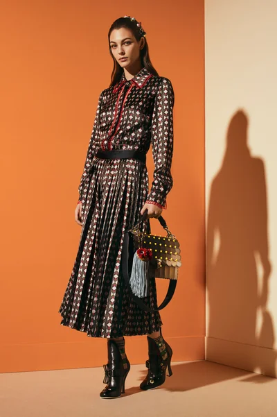 Look 25